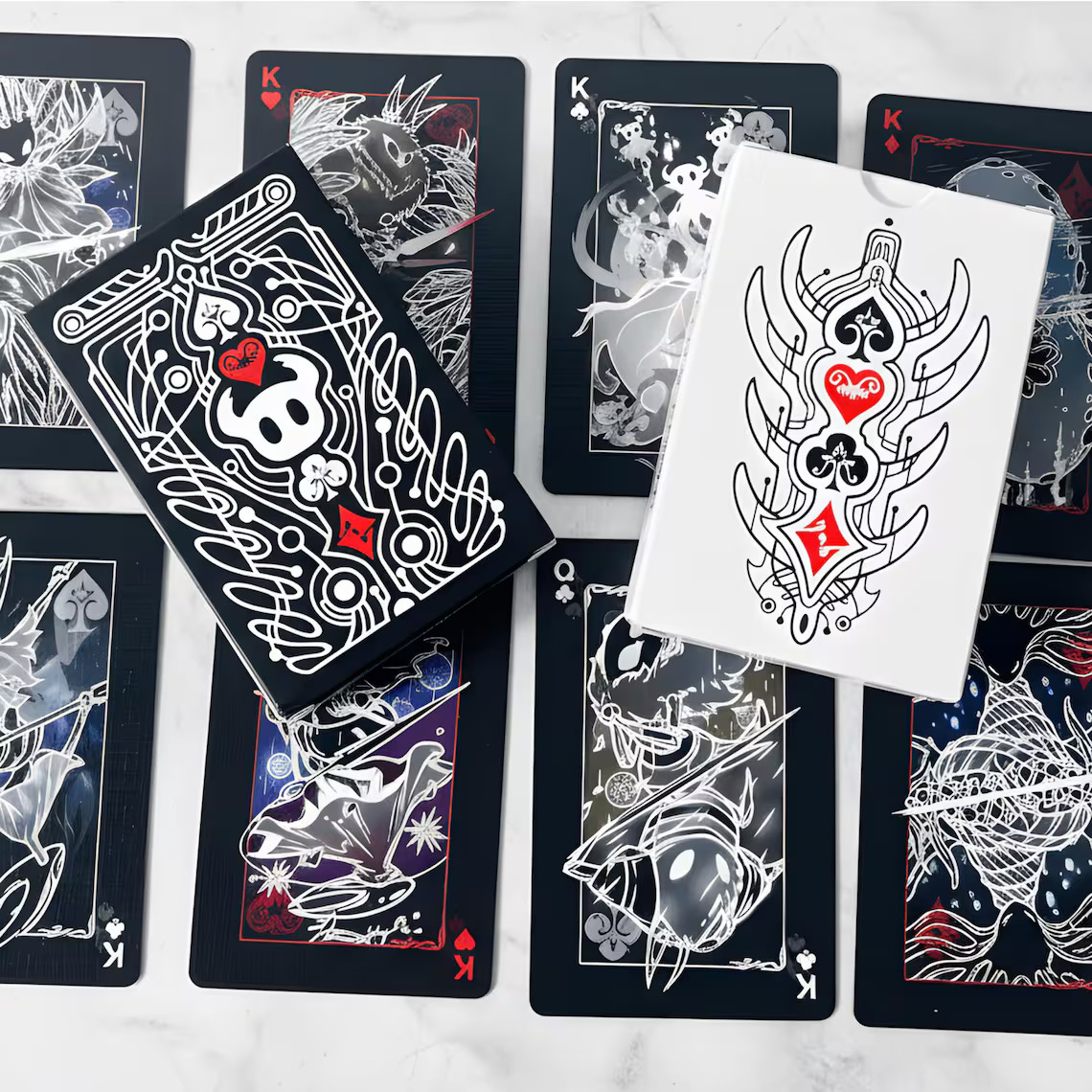 Hollow Knight 표준 포커 카드 세트 흑백 카 - Board Game Movie 리뷰 및 가격